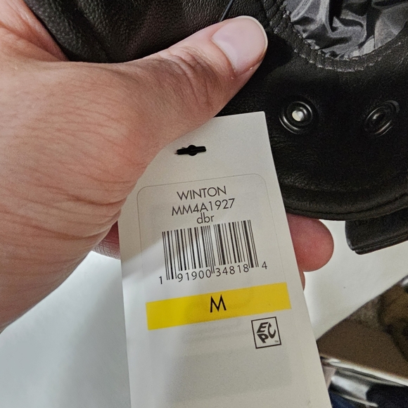 Andrew Marc brand new leather jacket in black - Picture 3 of 8